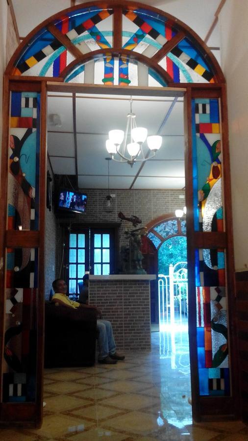 Hostel Boutique La Casona バランキージャ エクステリア 写真