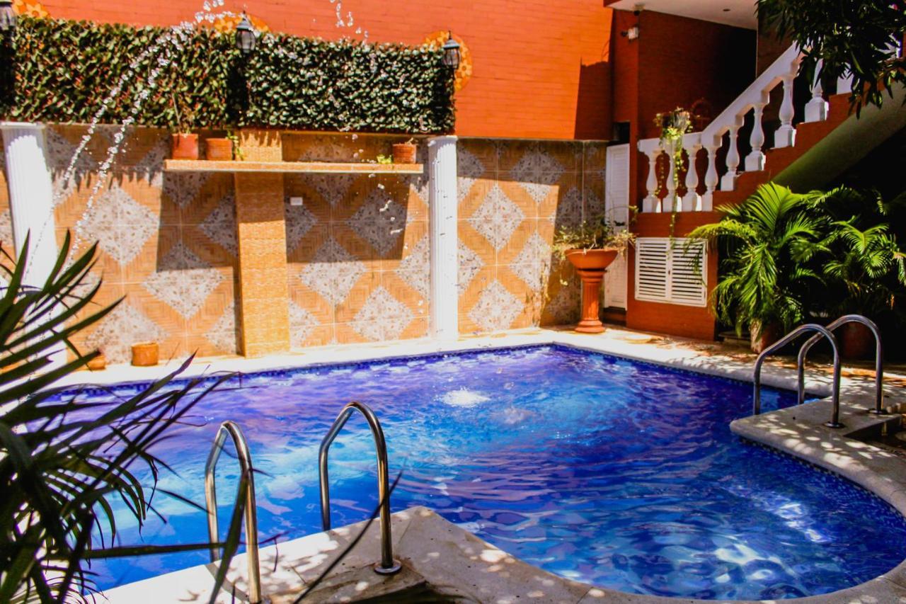 Hostel Boutique La Casona バランキージャ エクステリア 写真
